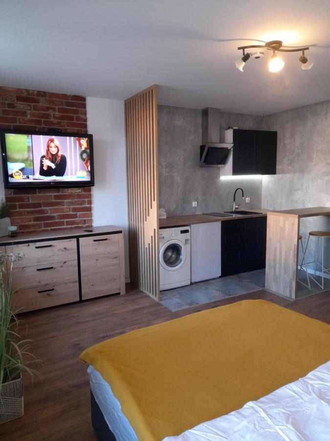 Pokoje Goscinne Fabio Chojnice Exteriör bild